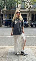 Женская Объемная Графитовая Вареная Футболка Оверсайз с Принтом Сердечки