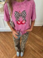 Женская Объемная Розовая Вареная Футболка Оверсайз с Принтом Вишенки