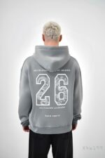 Мужское Серое Худи Свободного Кроя Трехнитка на Флисе с Номером "26"