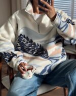 Женская Теплая Флисовая Белая Кофта с Принтом - Флиска Оверсайз с Высокой Горловиной на Змейке