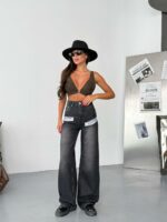 Женские Свободные Черные Джинсы Кльош с Нашивками на Карманах