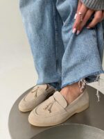 Женские Классические Замшевые Песочные Туфли Лоферы с Декором