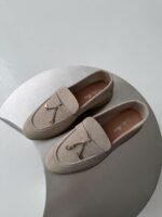 Женские Классические Замшевые Песочные Туфли Лоферы с Декором