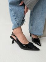 Женские Лаковые Черные Туфли Слингбэки на Маленьком Каблуке с Острым Носом и Открытой Пяткой