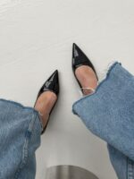 Женские Лаковые Черные Туфли Слингбэки на Маленьком Каблуке с Острым Носом и Открытой Пяткой