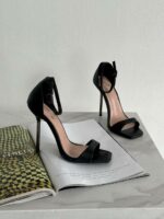 Женские Кожаные Черные Босоножки на Шпильке с Застежкой