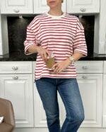 Женская Объемная Белая Футболка Оверсайз в Красную Полоску