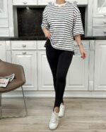 Женская Объемная Белая Футболка Оверсайз в Черную Полоску