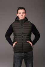 Мужская Базовая Стеганая Жилетка Безрукавка Хаки с Капюшоном