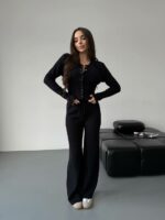 Женский Базовый Черный Костюм Двойка - Приталенная Кофта на Кнопках + Свободные Штаны