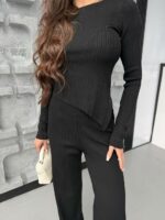 Женский Базовый Черный Костюм из Фактурной Ткани - Асимметричная Кофта + Свободные Штаны