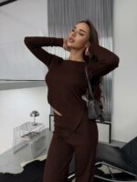 Женский Базовый Коричневый Костюм из Фактурной Ткани - Асимметричная Кофта + Свободные Штаны