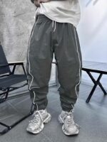 Мужские Графитовые Спортивные Штаны Плащевка - Джоггеры с Манжетами и Кантом
