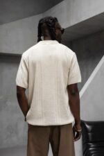 Мужская Базовая Трикотажная Молочная Футболка Свободного Кроя с Воротником Поло