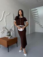 Женский Элегантный Шоколадный Костюм Двойка с Белыми Рюшами - Жакет на Пуговицах + Длинная Юбка