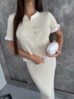 Женский Элегантный Молочный Костюм Двойка с Белыми Рюшами - Жакет на Пуговицах + Длинная Юбка