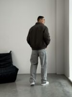 Мужская Демисезонная Темно-Серая Куртка Бомбер Свободного Кроя с Высокой Горловиной