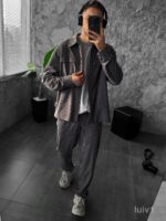 Мужской Графитовый Свободный Вельветовый Костюм - Рубашка на Кнопках + Брюки