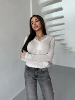 Женская Приталенная Полупрозрачная Белая Кофта на Пуговицах с Кружевом