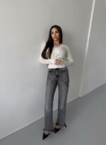 Женская Приталенная Полупрозрачная Белая Кофта на Пуговицах с Кружевом