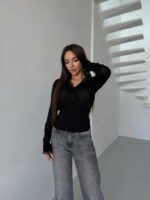 Женская Приталенная Полупрозрачная Черная Кофта на Пуговицах с Кружевом