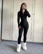 Женский Утепленный Облегающий Черный Комбинезон на Флисе