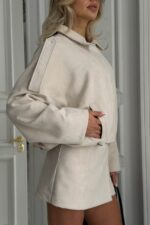 Женский Замшевый Бежевый Бомбер Свободного Кроя - Легкая Демисезонная Куртка