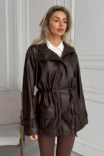 Женская Демисезонная Коричневая Кожаная Куртка Кора - Удлиненная с Затяжками на Талии