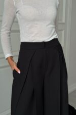 Женские Широкие Черные Брюки Венда Свободного Кроя со Складками