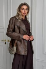 Женская Демисезонная Коричневая Кожаная Куртка Косуха Диса под Винтаж