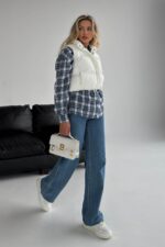 Женская Укороченная Белая Жилетка Безрукавка Скай с Воротником Стойкой