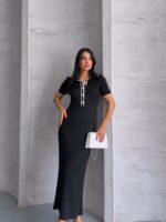 Женское Длинное Приталенное Трикотажное Черное Платье Поло с Короткими Рукавами