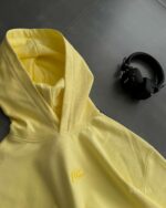 Мужское Желтое Худи Оверсайз с Маленькой Вышивкой - Трехнитка ТЕРМОХРОМ