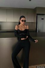 Женский Черный Костюм Тройка - Кофта на Молнии + Майка + Штаны Клеш