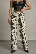 Женские Широкие Молочные Джинсы Палаццо с Пояском - Рябые Багги в Пятнах