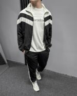 Мужской Черный Спортивный Костюм Плащевка Жатка с Лампасами - Мастерка на Молнии + Штаны