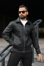 Мужская Демисезонная Черная Кожаная Куртка с Воротником