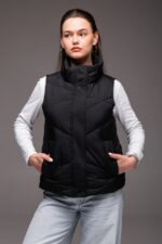 Женская Черная Жилетка Безрукавка - Стеганая с Высоким Горлом