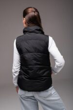 Женская Черная Жилетка Безрукавка - Стеганая с Высоким Горлом