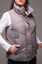 Женская Серая Жилетка Безрукавка - Стеганая с Высоким Горлом