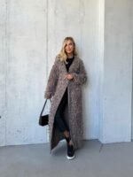 Женский Удлиненный Фактурный Кардиган Мокко с Бахромой