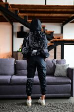 Женский Черный Спортивный Костюм Анорак Джоггеры в Принт