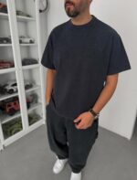 Мужская Объемная Графитовая Вареная Футболка Оверсайз с Надписью на Спине