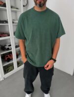 Мужская Объемная Зеленая Вареная Футболка Оверсайз с Надписью на Спине