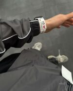 Мужской Графитовый Спортивный Костюм с Черными Вставками Лампасами - Свободного Кроя Плащевка на Змейке