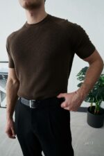 Мужская Классическая Трикотажная Коричневая Футболка