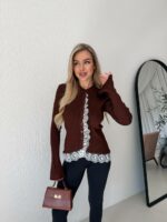 Женский Приталенный Коричневый Кардиган в Рубчик с Кружевом