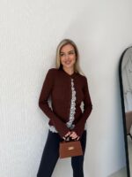 Женский Приталенный Коричневый Кардиган в Рубчик с Кружевом