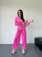 Женский Велюровый Розовый Костюм Свободного Кроя - Укороченная Кофта на Молнии + Широкие Штаны