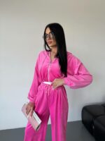 Женский Велюровый Розовый Костюм Свободного Кроя - Укороченная Кофта на Молнии + Широкие Штаны